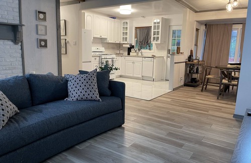 Newburgh Cottage | Retreat to Tranquil Cottage 65 Min from NYC - Onsite Parking, Pet-Friendly