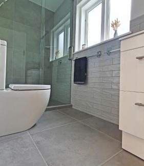 Papakura House | Retro on Queen, Papakura