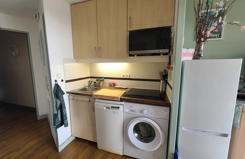 Cap Esterel Apartment | Rev'Azur Vue mer, Clim,lave linge, frigo+congélateur, Fibre, Centre Village (C2)