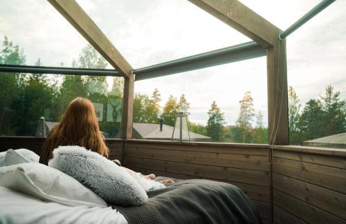 Hankasalmi Hotel | Revontuli Resort Glass Igloos