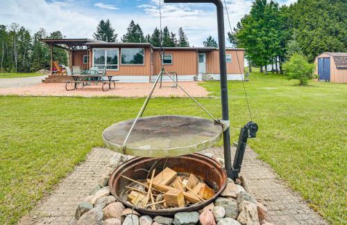 Rhinelander House | Rhinelander Vacation Rental with Yard on Venus Lake!