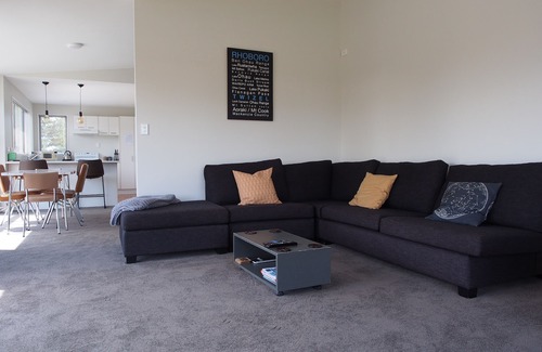 Twizel House | Rhoboro Getaway - Twizel. Free fibre broadband WIFI