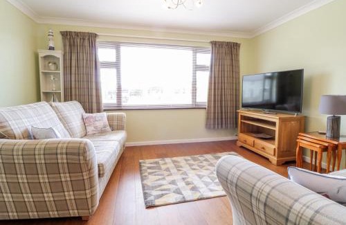 Morfa Bychan House | Rhos Deiniol