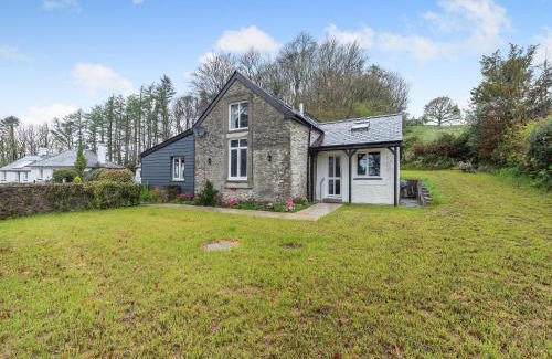 Llanfihangel-Ystrad House | Rhydyfran Coach House