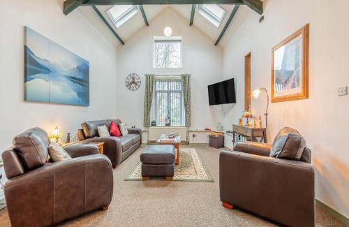 Llanfihangel-Ystrad House | Rhydyfran Coach House