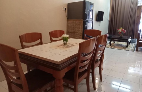 Kampung Kuala Sungai Apartment | Ria homestay & kids pool