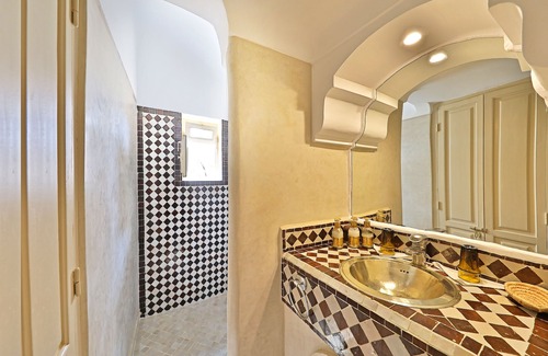 Mechouar-Kasbah House | Riad Al Badia