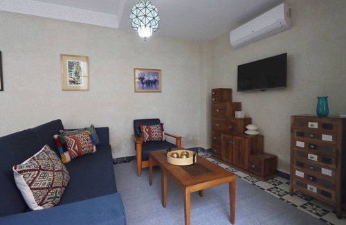 Kbour Chou House | Riad Banatti