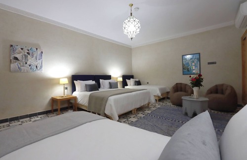 Kbour Chou House | Riad Banatti