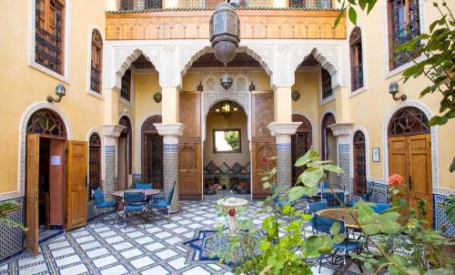Ain Azlitan House | Riad Layalina Fes