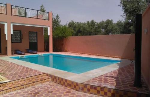 Azrou Melloul House | Riad Marrakech Ourika
