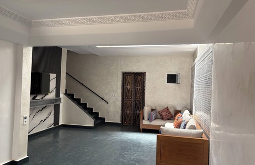 Cite Essalam House | Riad Talborjt superb location