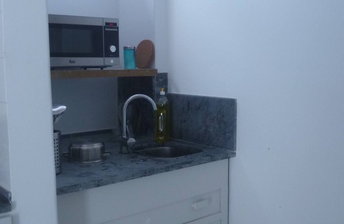 Monserrate House | Ribeira dos Marinheiros Azul, between the mountains and the sea