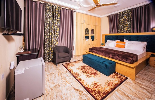 Nungua Bed & Breakfast | RichJoy Lodge