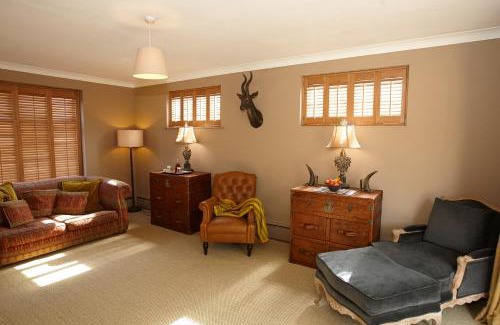 Romsey House | Richmond Lane Guest House - AA Accredited