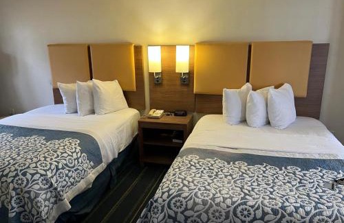 Lewisboro Hotel | Ridgefield Motor Inn