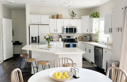 Uniontown House | Ridgeway Villa/Pro Football Hall of Fame