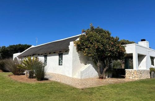 Still Bay Villa | Rietpoel Truffle Farm Stilbaai