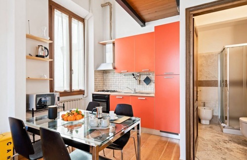 Careggi Rifredi Apartment | Rifredi & Dalmatia Modern Loft