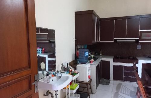 Jepara House | Riki Guesthouse Syari'ah