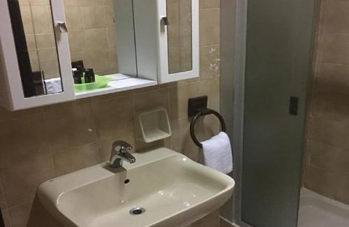 Busnago Hotel | RistHotel Pianura Inn