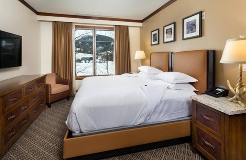 Aspen Resort | Ritz Carlton Aspen Highlands Resort - 3 bedroom. January 25 - 28, 2024