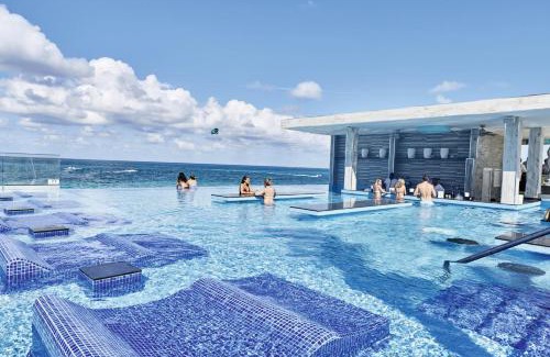 Paradise Island Resort | Riu Palace Paradise Island - Adults Only - All Inclusive