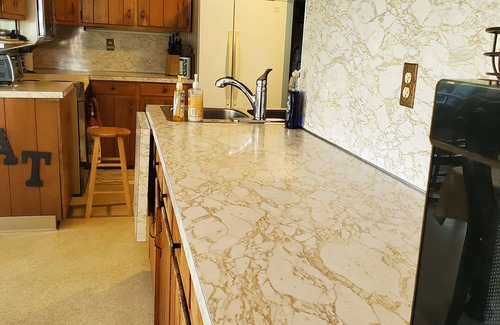 Town of Schroeppel House | River Affairs, everything you need to relax and so much more.