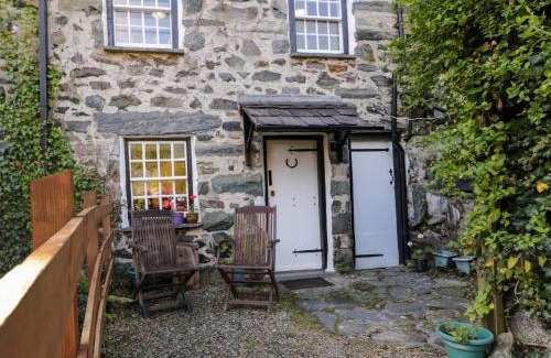 Llanbedr House | River Cottage
