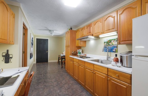 Thompsonville Cottage | River Cottage Retreat - Close to Golf, Beaches, Hiking!