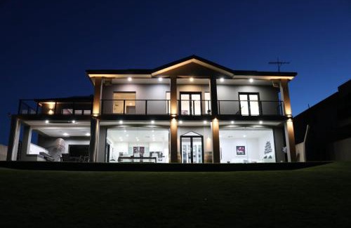 White Sands House | River Devine