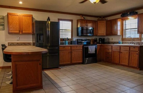 Brownwood House | River Front Get Away