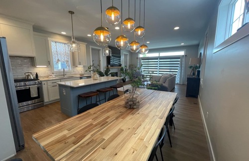 Ottawa House | River Happy | 3 Bed, 2.5 Bath