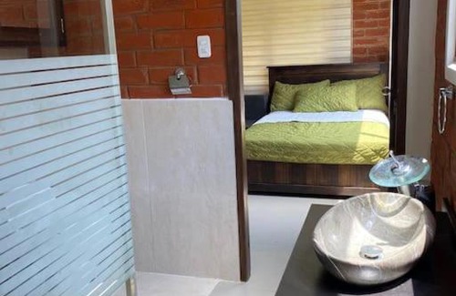 Banos de Agua Santa House | River House II