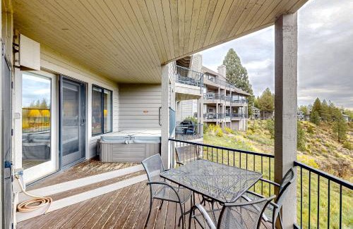 Century West Apartment | River Ridge 321A&B - Mount Bachelor Village Resort