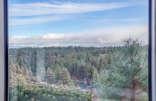 Century West House | River Ridge 322A - Meredith Lodging