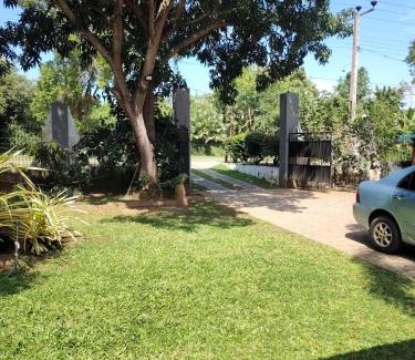 Udawalawa House | River view cottage
