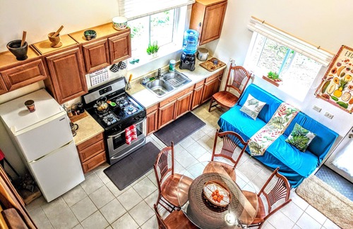 Pepeekeo Cabin | River View Family House with a Full Kitchen (No Cleaning Fee)