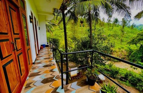 Hali-Ela House | River view family rest