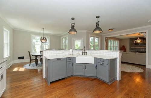 Johnsonville House | Riverfront home on the Hudson, minutes to Saratoga