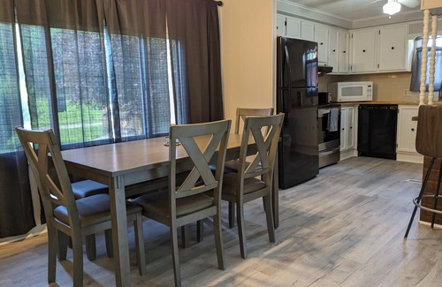 Tidioute House | Riverfront Home