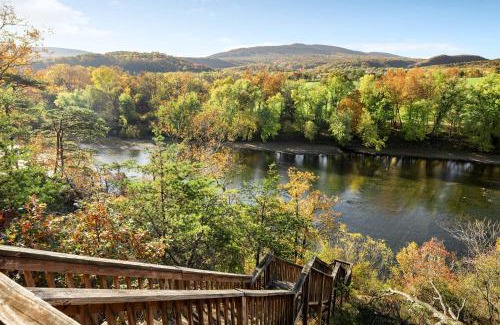 Paw Paw House | Riverfront Log Cabin w Fireplace Grill & Fire Pit