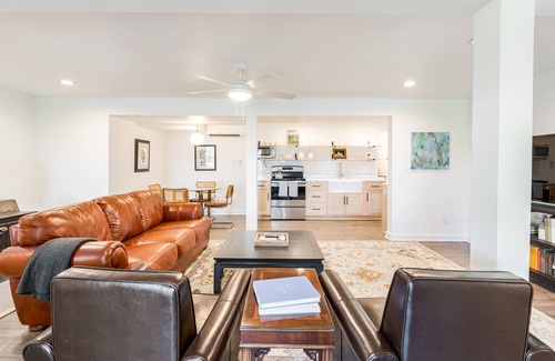 Middletown House | Riverfront Oasis with Mountain Views, close to town
