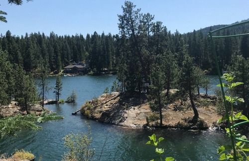 Post Falls House | Riverfront Post Falls; Bring your boat! Downtown Coeur D'alene In 8 Min.