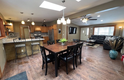 Maryland House | Riverhouse NEW renovation, riverfront, game rm, fishing, swimming, paddle sports