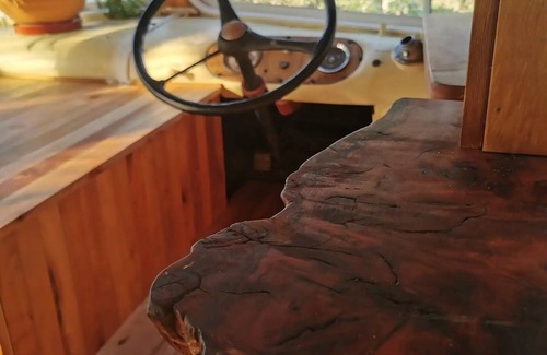 Murchison House | Riverside Bedford Bus with stunning valley views.