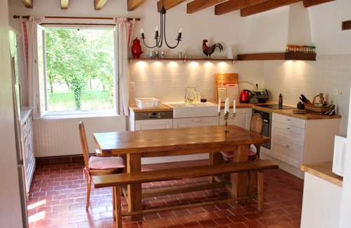Le-Petit-Pressigny House | Riverside cottage with large garden.