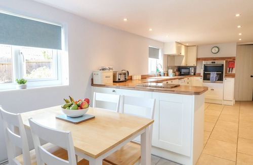 Stalham Cottage | RIVERSIDE COTTAGE, pet friendly, with open fire in Stalham