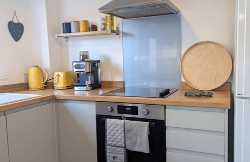 Newcastle-upon-Tyne House | Riverside Home. 3 Bedroom. Free Parking. 10 mins to Newcastle Centre