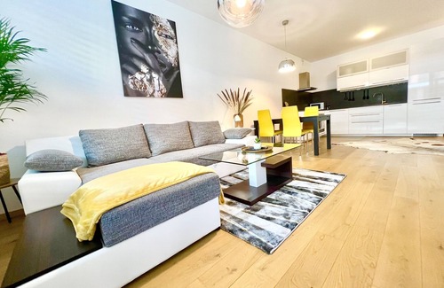 Old Town Apartment | Riverside Luxury Apartment